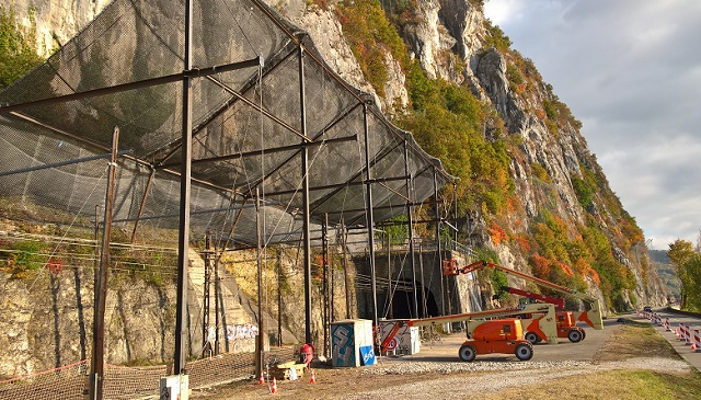 Galerie SNCF &#224; Brison : Une galerie pare-pierres sur mesure